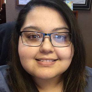 Meet your Posher, Laura